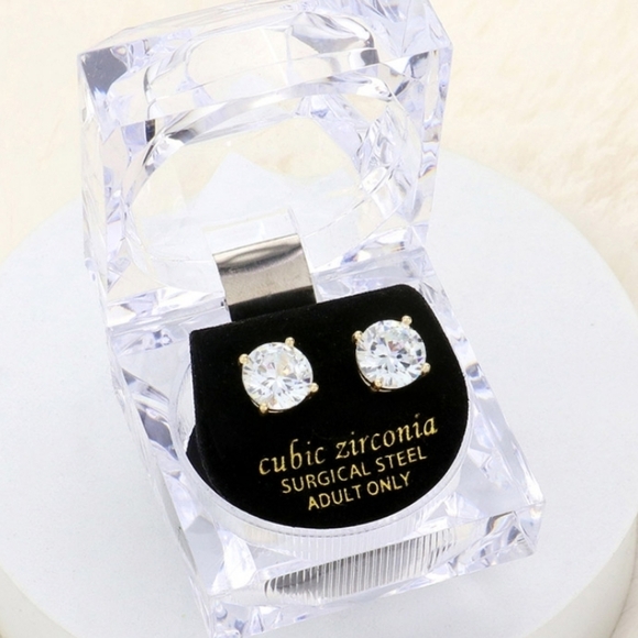 Jewelry - 10mm Round Cut Crystal Cubic Zirconia CZ Stud Gold Earrings with Clear Box